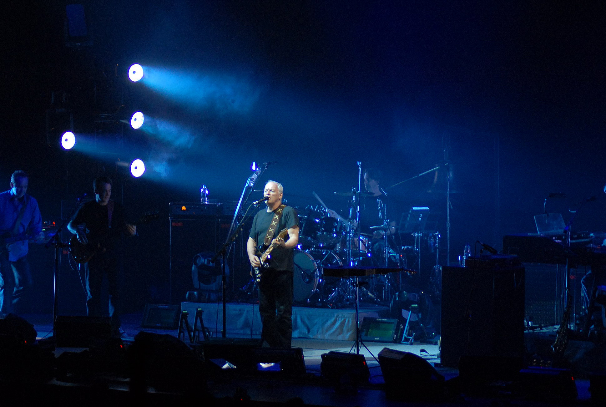 DavidGilmour2006-04-19KodakTheatreHollywoodCA (2).jpg